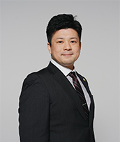 弁護士　髙島　佑典